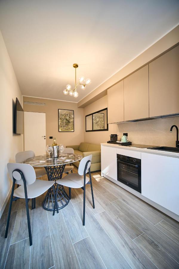 Luxury & Central Apartment Milan Extérieur photo